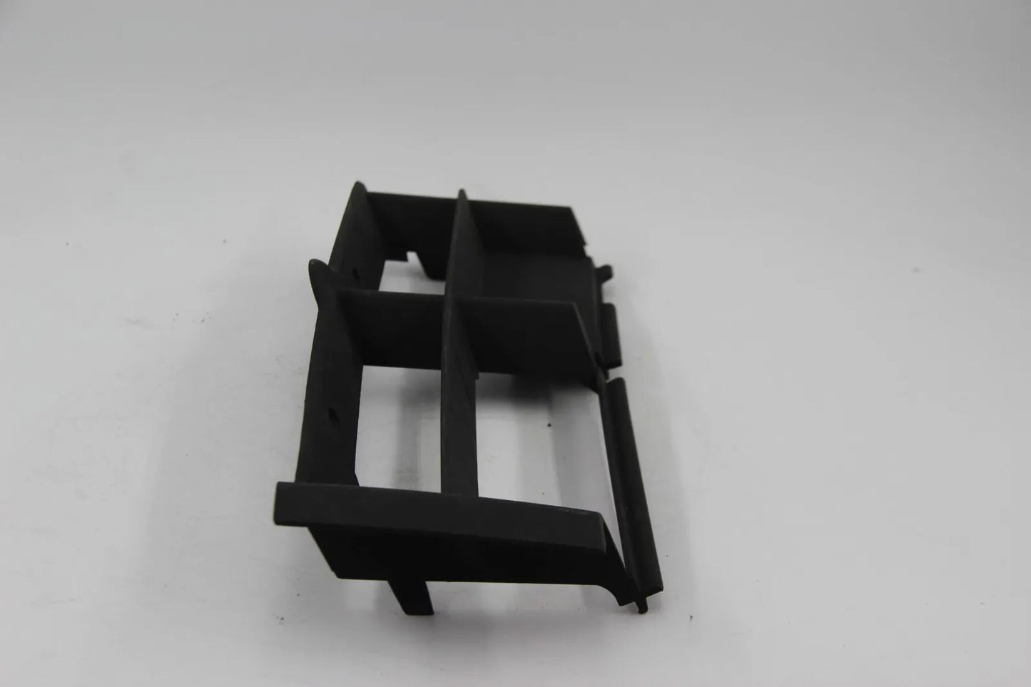 Original BMW E39 5er 520i-540i Gitter Rechts Stoßstange Bumper 51118235642