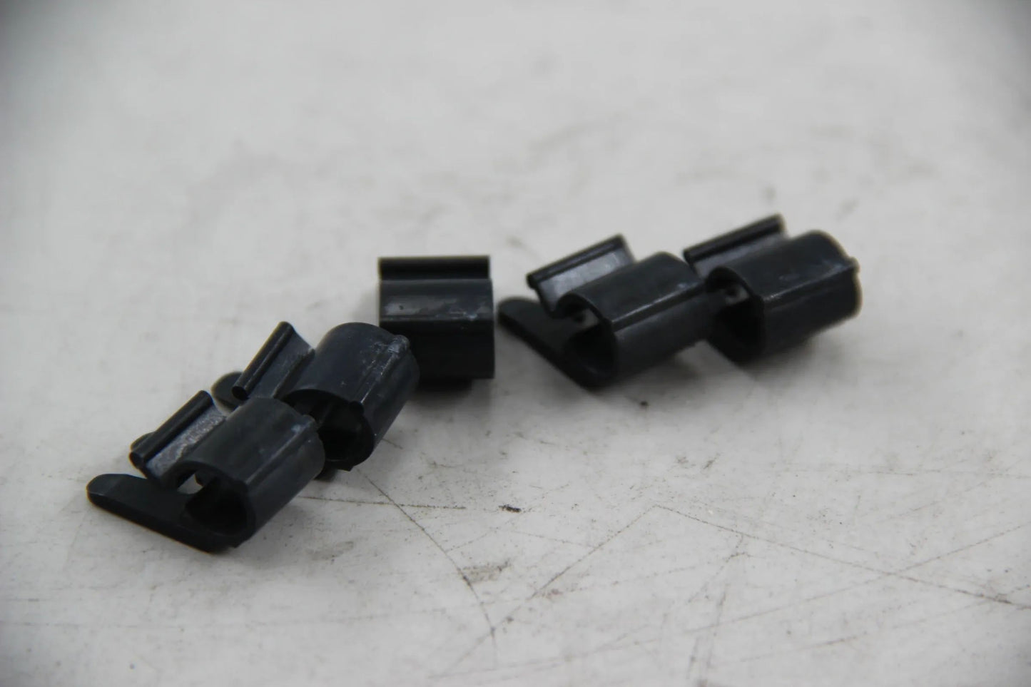 Original BMW E21 E30 E12 E28 E34 E24 E23 E32 5x Schelle D=10MM 61131362825