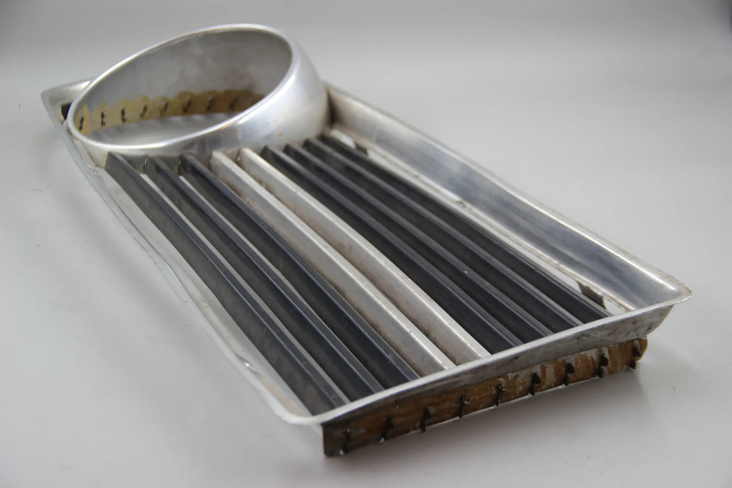 Original BMW NK 1800 4-Zyl. Ziergitter rechts schwarz-silber NOS NLA 51131802103