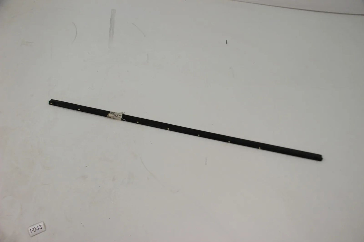 Original BMW E39 5er 520i-540i Dichtung Türfuge Einstieg vorne links 51218202675