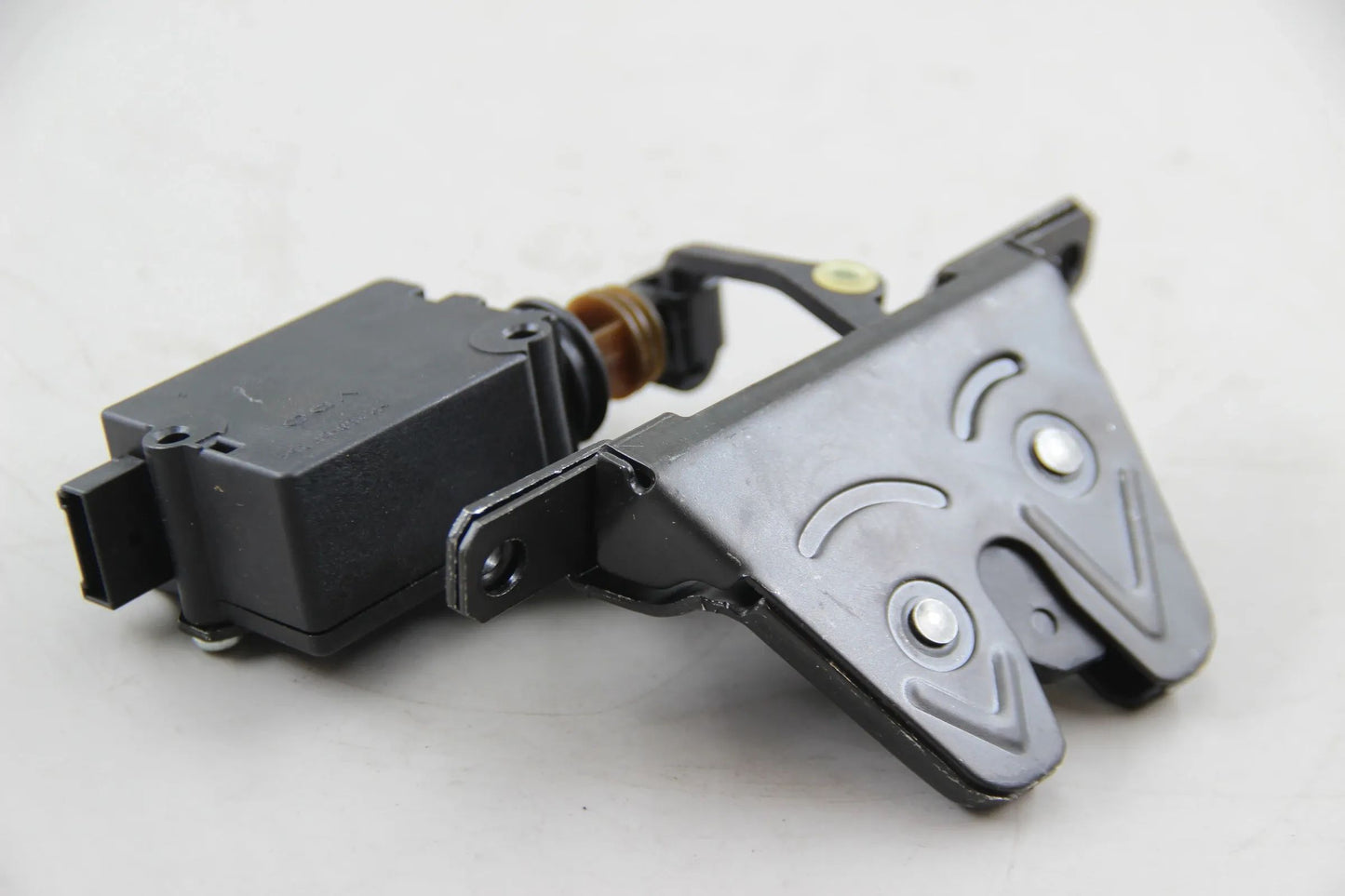 Original BMW E39 520i 523i 525i-540i M5 Limousine Schloss Heckklappe 51248236897