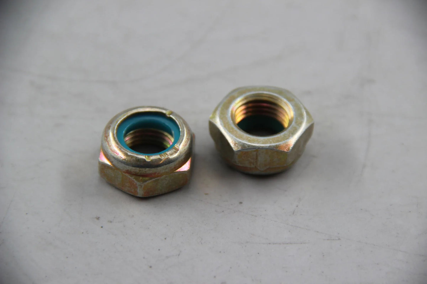 Orig. BMW E30 E28 E34 E24 2x Sechskantmutter selbstsichernd M14X1,5 31121131609
