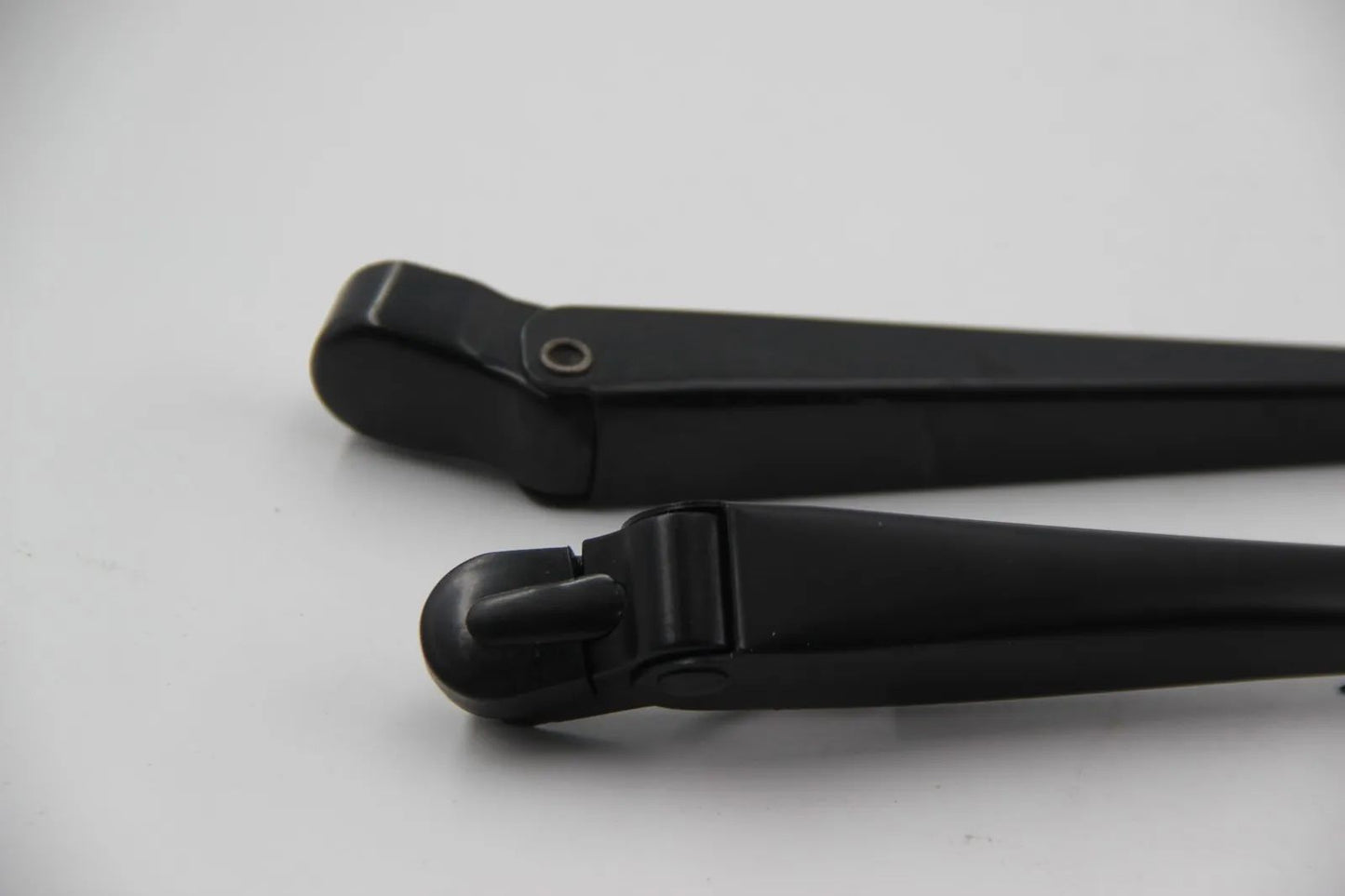 Original BMW E12 E28 5er Wischarm links rechts NOS NLA 61611365980 61611357477