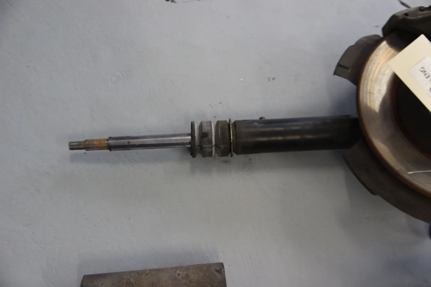 Original Porsche 914 914/6 Federbeine vorne Links Rechts Bremssattel Stoßdämpfer