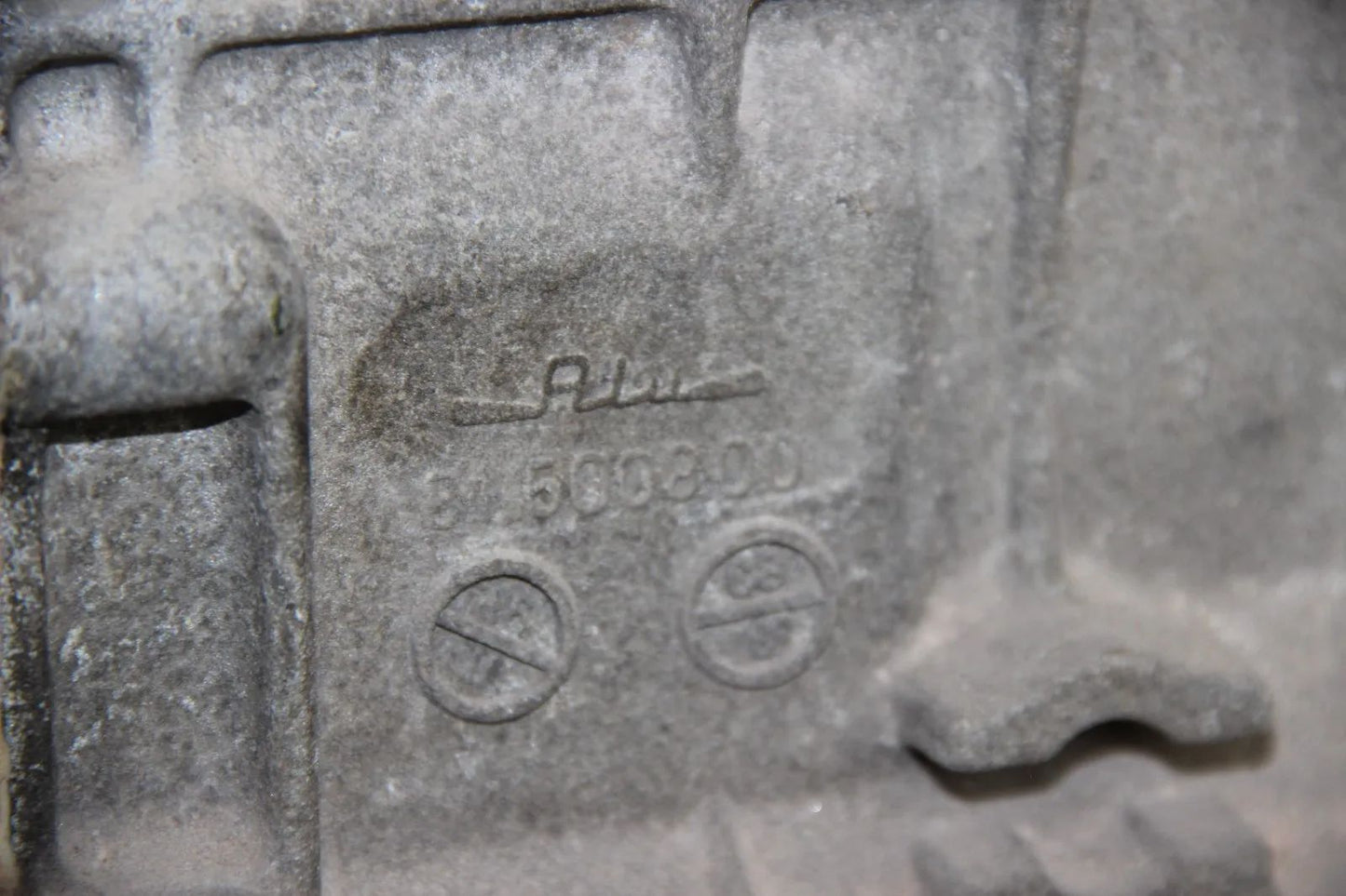 Original Mercedes W124 W201 M102 Getriebe 5-Gang Gearbox OEM 2750021090