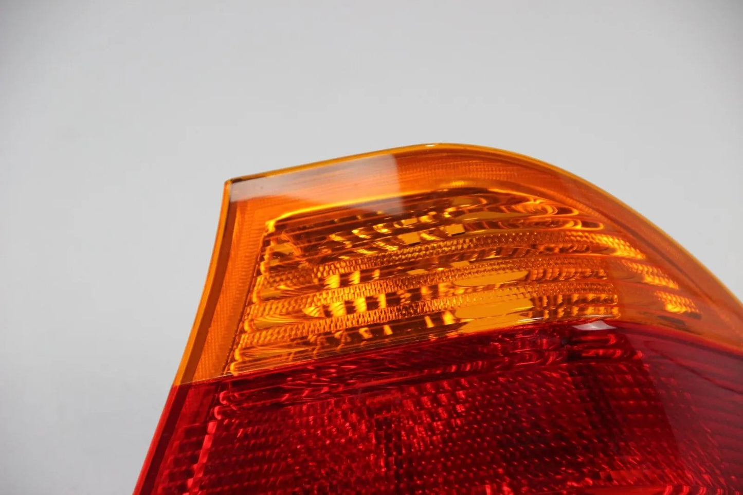 NEU Original BMW  E46 316-330i Rücklicht rechts 63218364922 Heckleuchte OEM