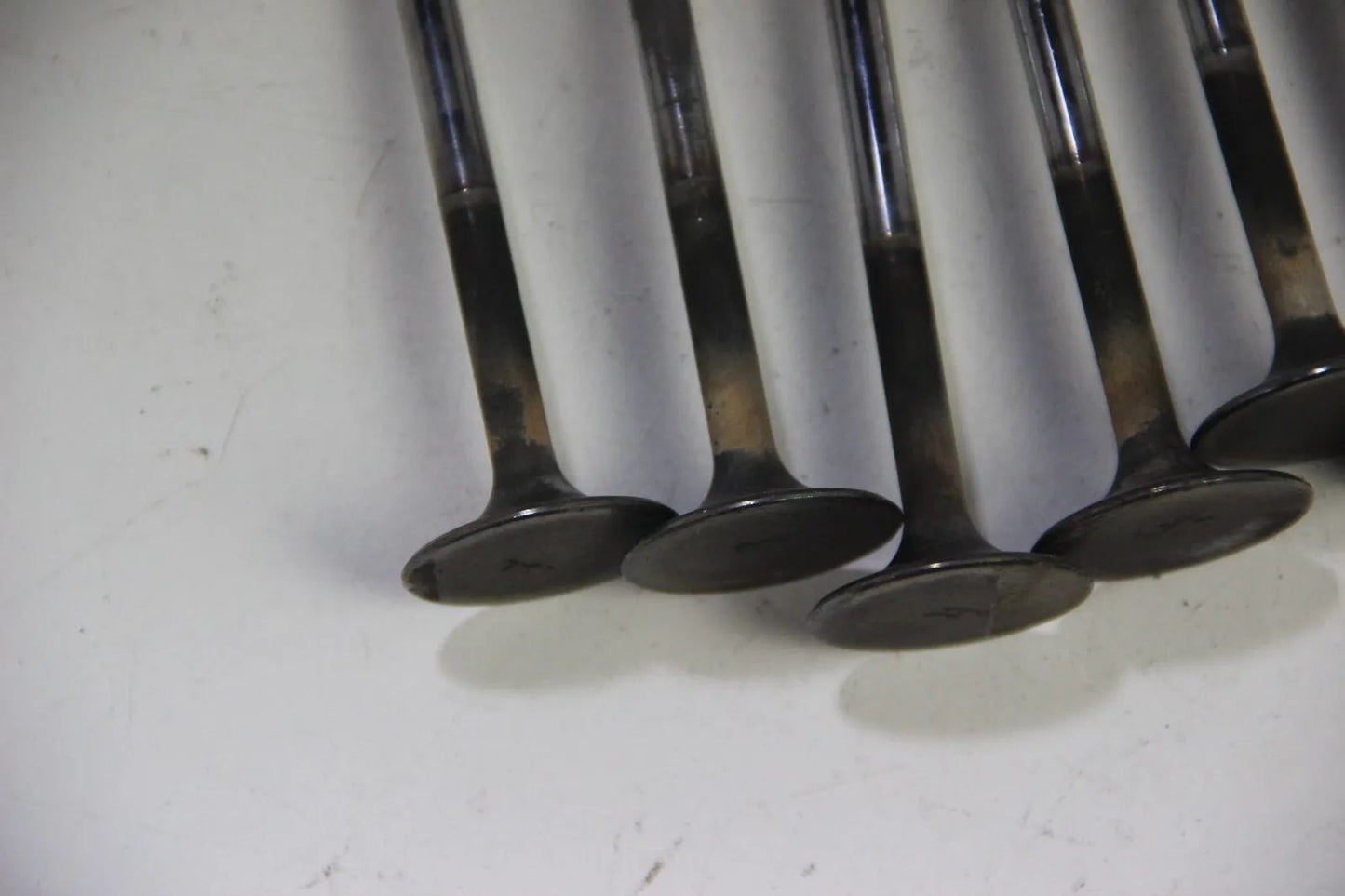 Original BMW E30 M3 S14 S14b23 2.3 8x Auslassventil Ventile 32mm gehärtet