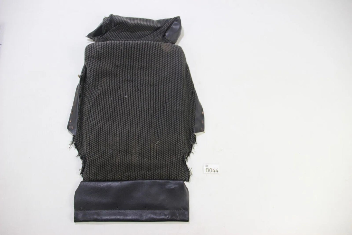 Original BMW E30 316i-325i M3 3er Sportsitz bezug Sitzbahn mitte unten