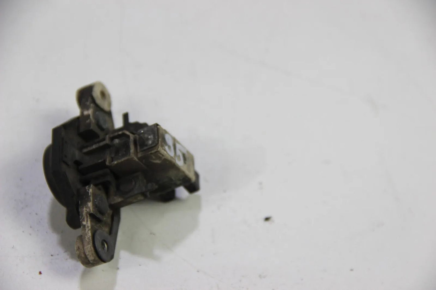 Original Bosch Lichtmaschine  / Generator Regler 1197311005