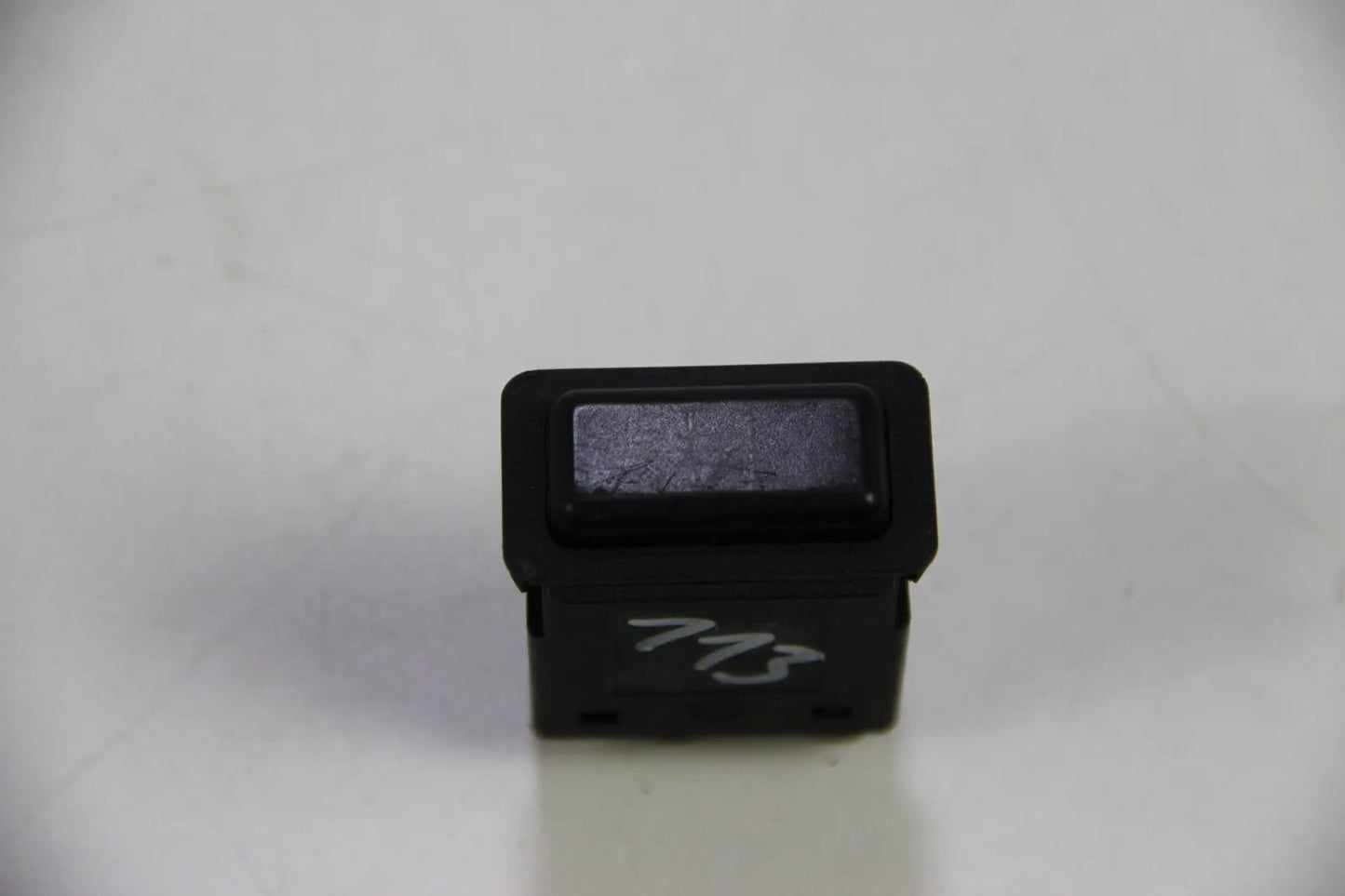 Original BMW E28 E24 5er 6er 635csi Schalter Beheizte Heckscheibe Heated