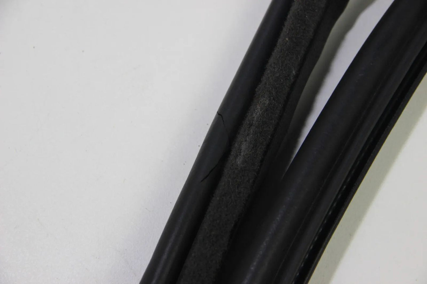 Original BMW E30 2-Türer 316i-325i M3 Türdichtung Links Kantenschutz OEM