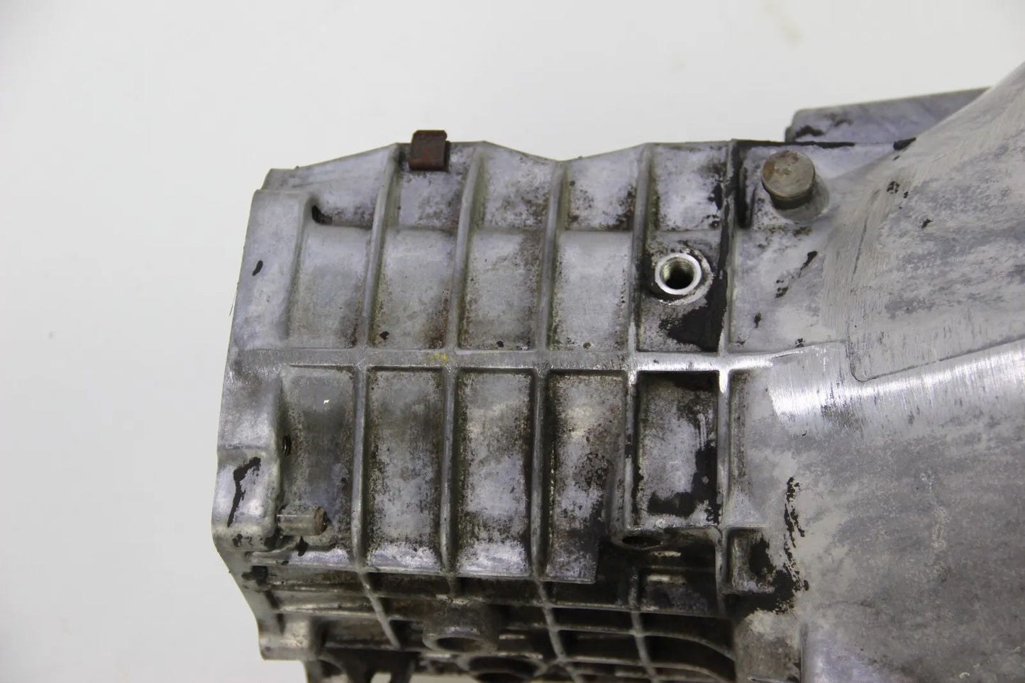 Original BMW E21 323i  Getriebe Glocke Gehäuse Getrag 245 242 5-Gang M60