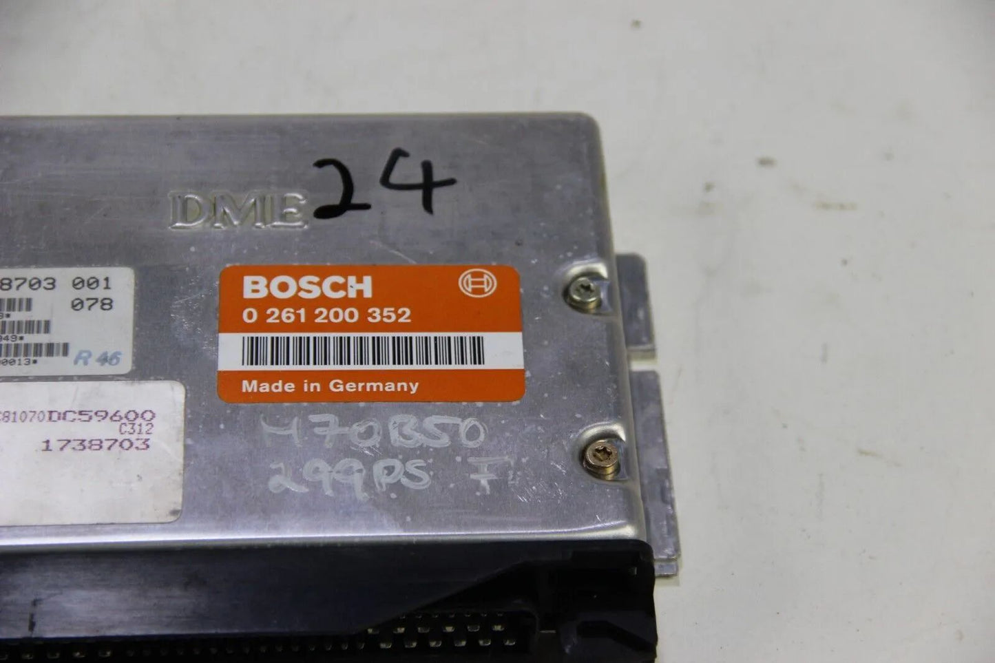 Original BMW E32 750i Motorsteuergerät ECU M70b50 299PS 0261200352 Steuergerät