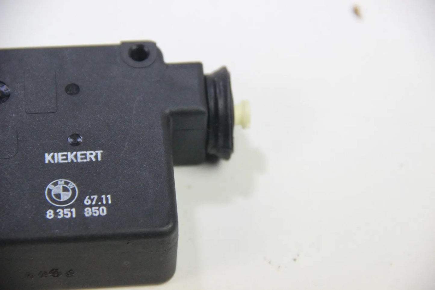 NEU BMW Original E34 Stellantrieb Heckklappe 67118351850 Zentralverriegelung