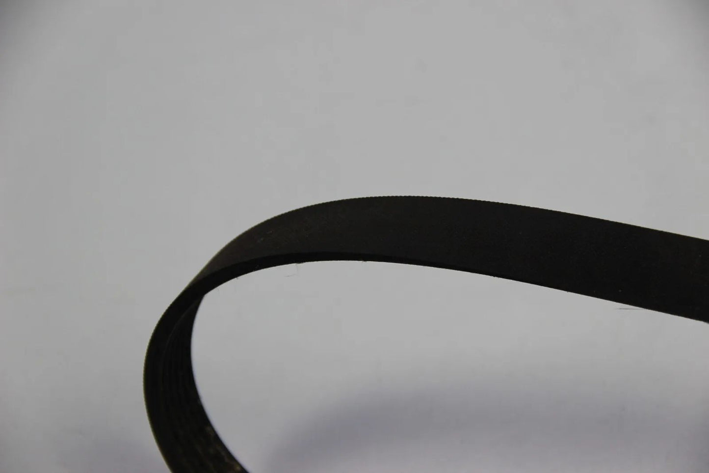 NEU BMW Original E31 8er Keilrippenriemen 6kx1180 NOS 11281747277 Keilriemen