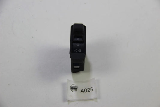 NEU Original BMW E32 M30 M60 M70 Schalter Nebelscheinwerfer 1374117 Switch 7er