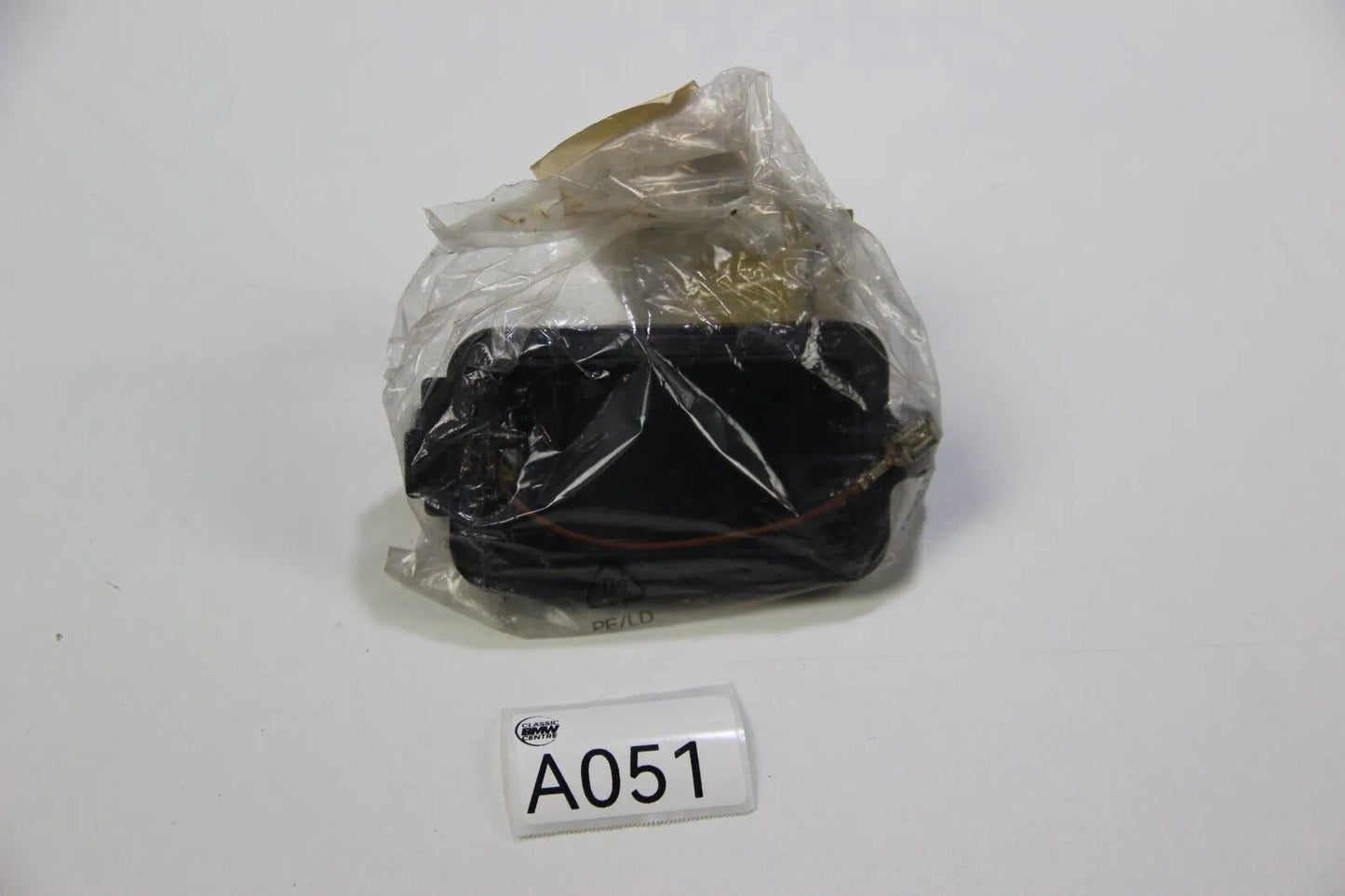 NEU BMW Original E38 Abdeckkappe Nebelscheinwerfer rechts 63178352814