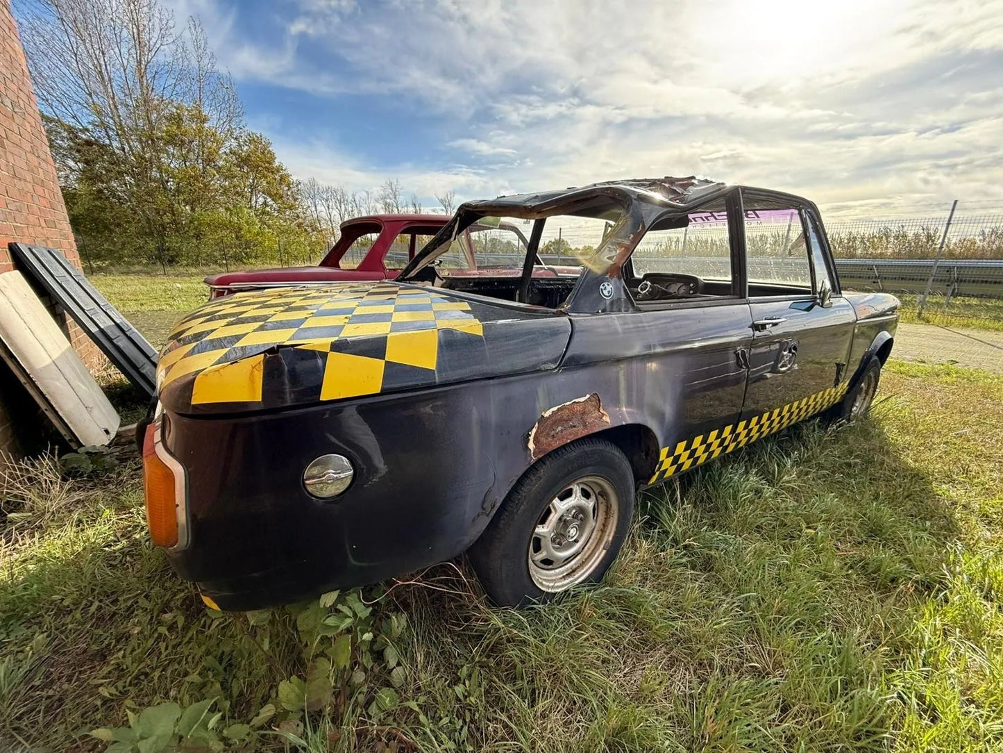 BMW 2002 Blechspender Teilespender Restaurationsobjekt Scheunenfund