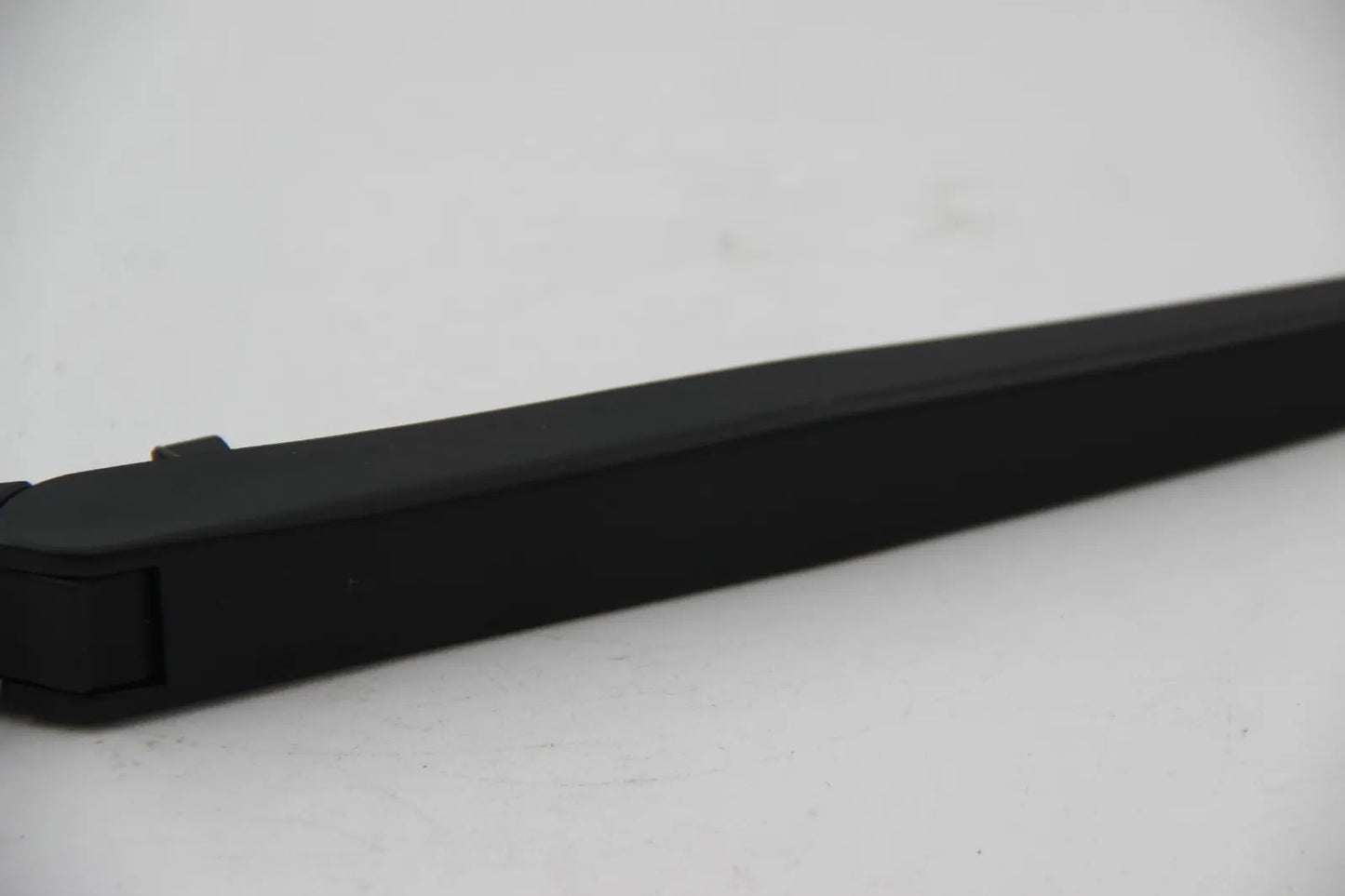 Original BMW E39 5er 520-540i Wischarm Heckscheibe Wiper Blade 61628221453