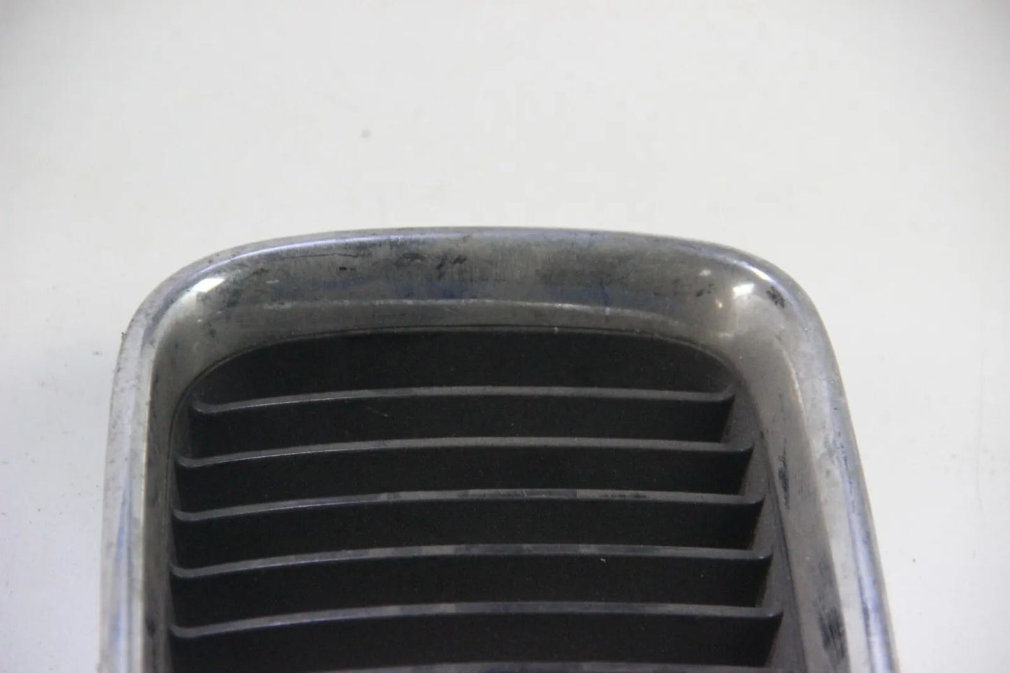 Original BMW E36 3er Ziergitter Chrom Niere Rechts Kühlergrill 51138122238