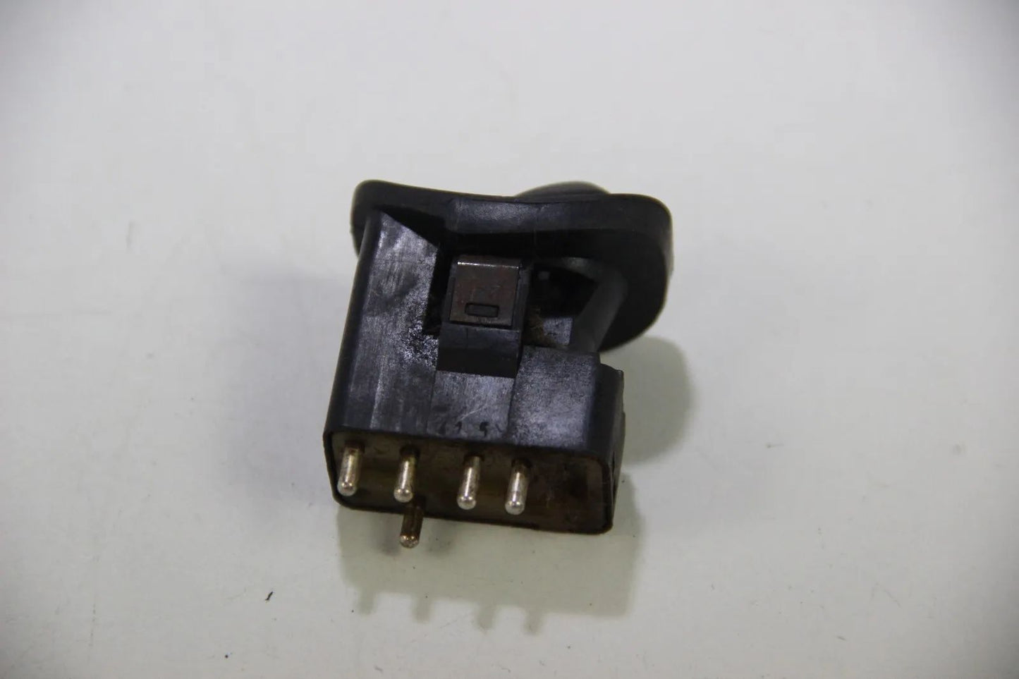 Original BMW E30 Elektrischer Schalter Spiegelverstellung außen 1369332