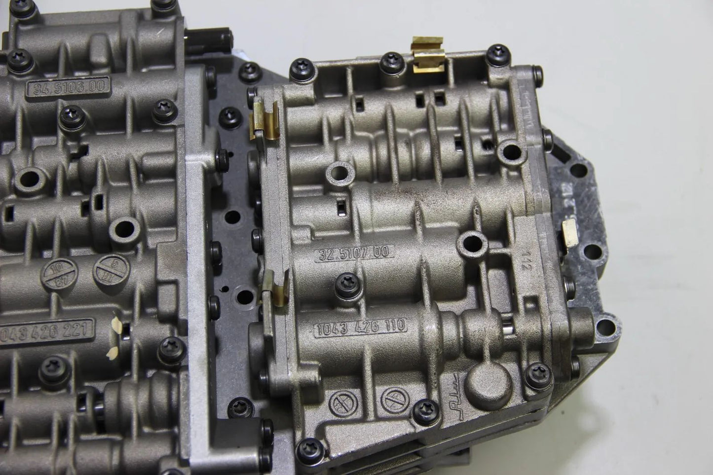 Original BMW E28 Automatikgetriebe valves ventile Steuerung 104326110 1043426221