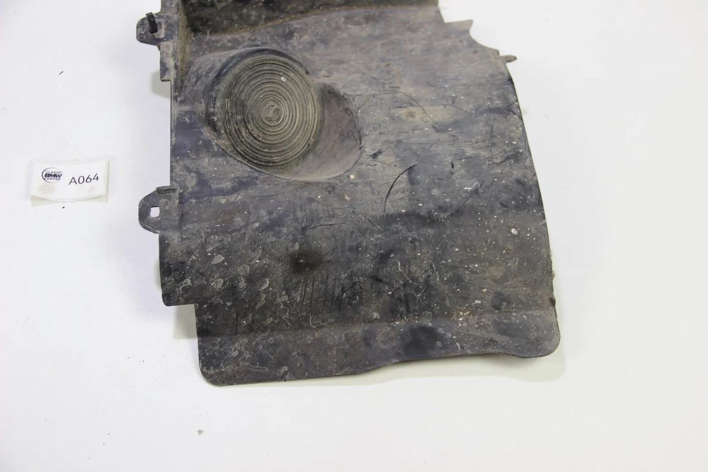 Original BMW E30 Scheinwerferabdeckung Motorraum Abdeckung Rechts 51711916192