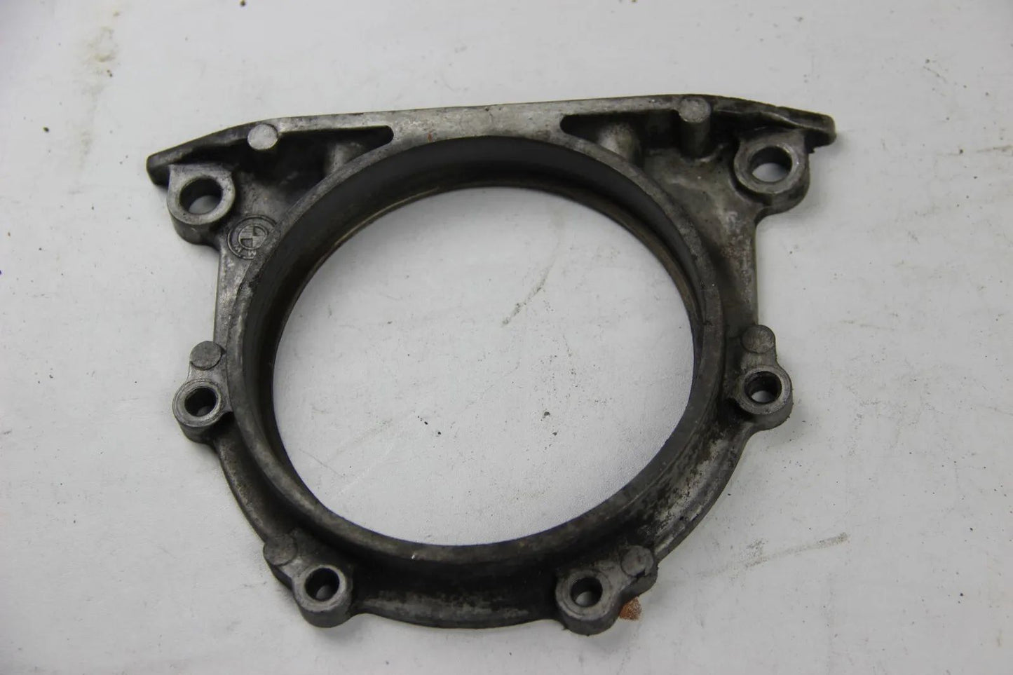 BMW E12 E23 E24 E32 E34 M30  Kurbelwellengehäus Kurbelgehäuse Abdeckung  1250033