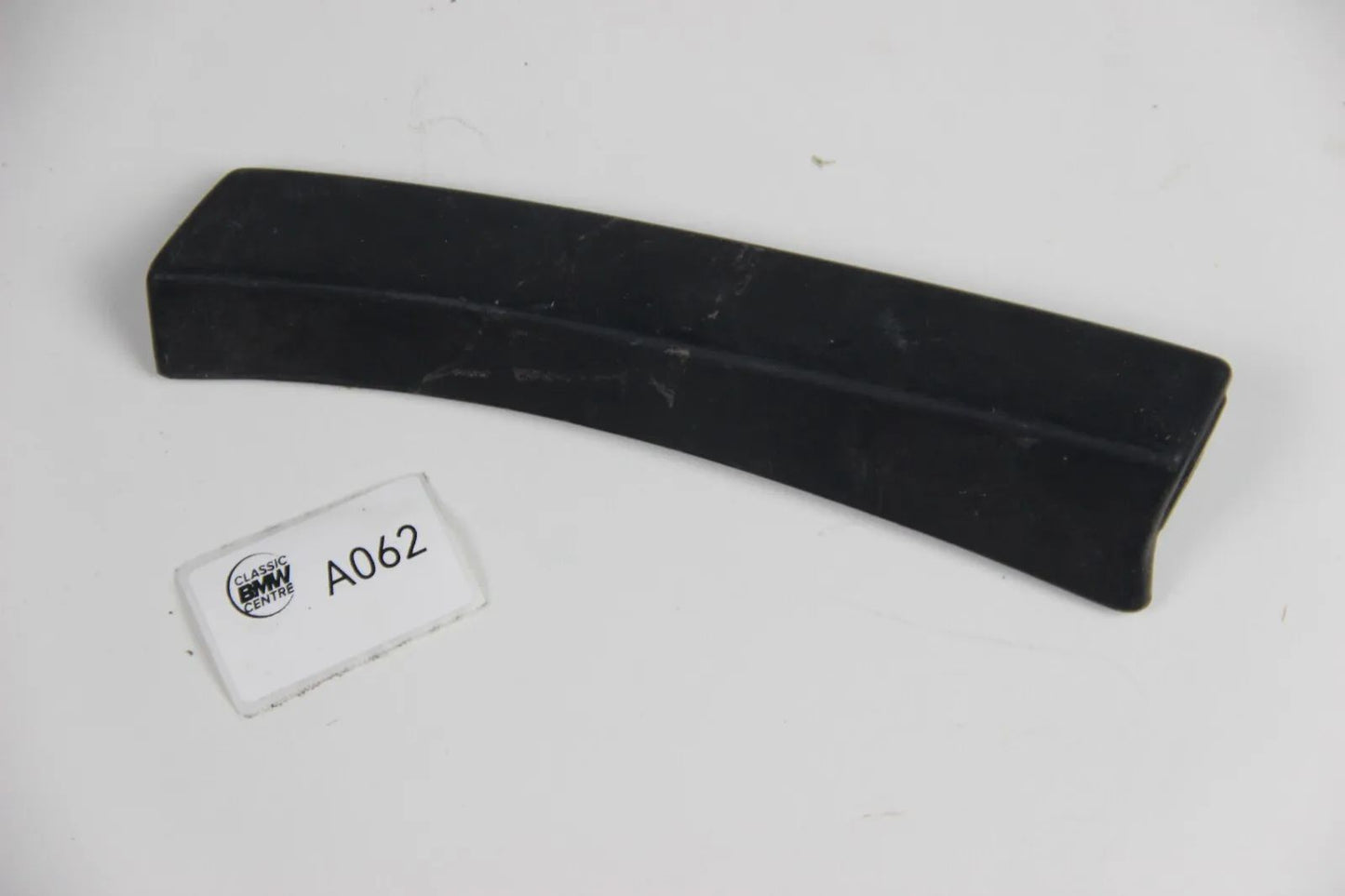 Original BMW E28 Steinschlagschutz hinten rechts 5er Rock Guard 518i-535i