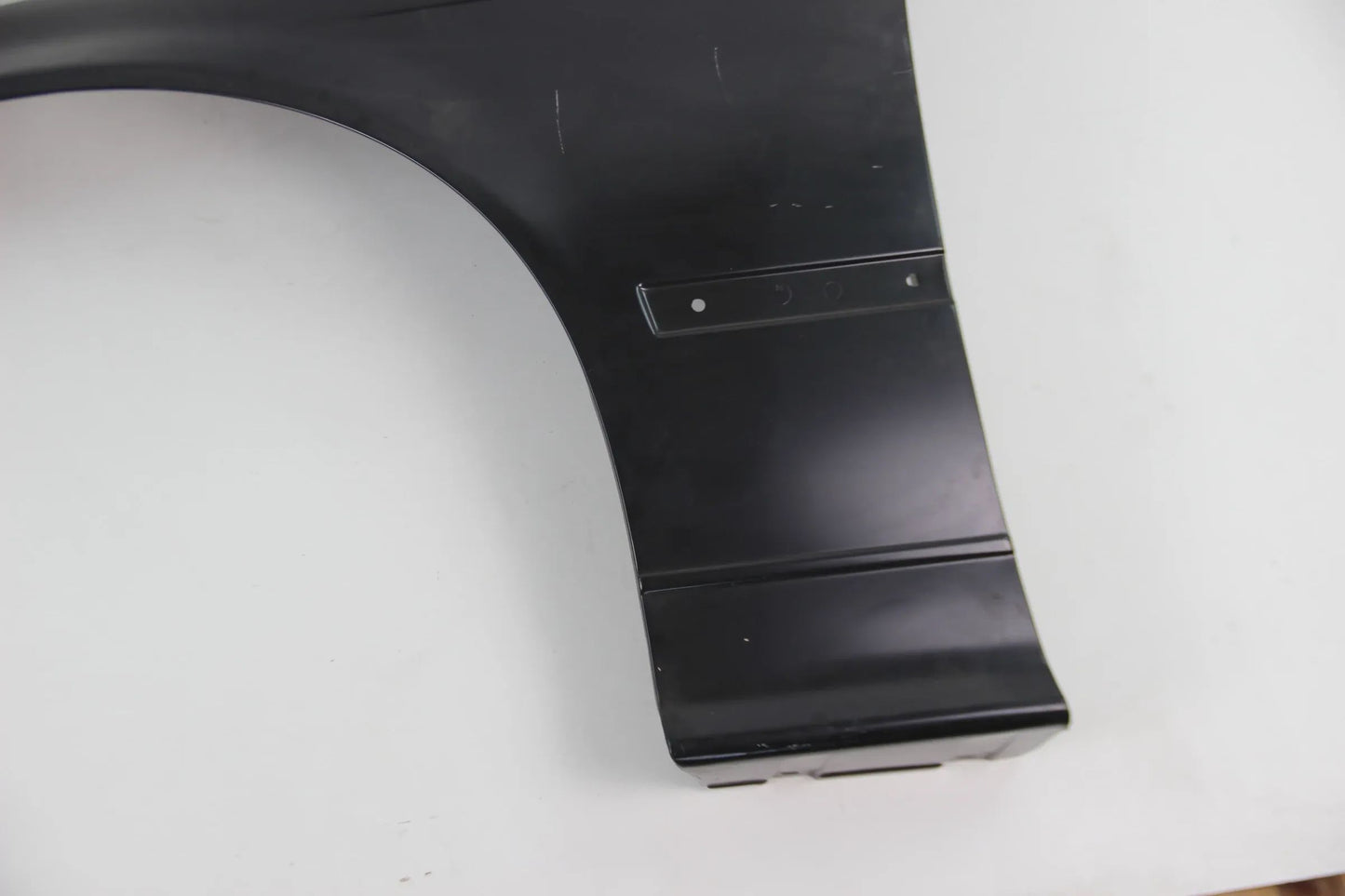 Original BMW E36 Limousine Kotflügel Seitenwand vorn links  41351977873