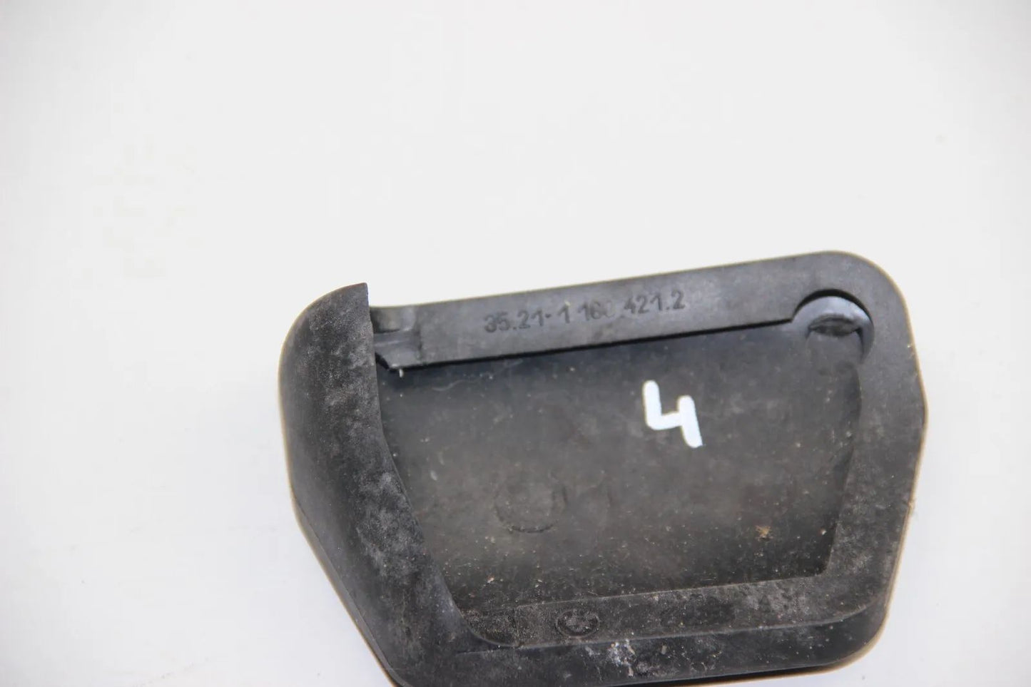 NEU ORIGINAL 1160421 BMW E65 7er Bremspedal Gummi Automatik