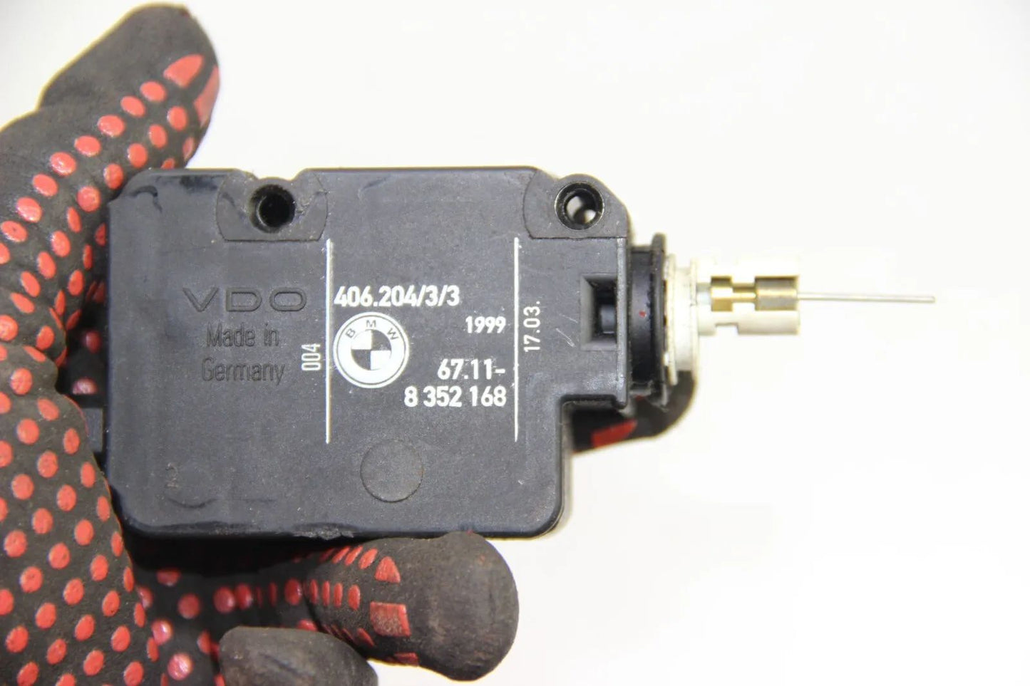 Original BMW E39 Stellmotor Stellantrieb Tankklappe Oldtimer 67118352168