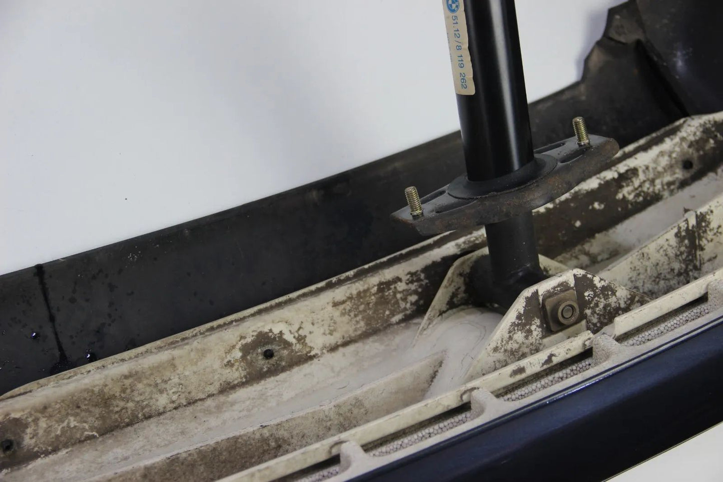 Original BMW E36 Coupe Stoßstange hinten komplett Fjord-blau 316i-328i 3er