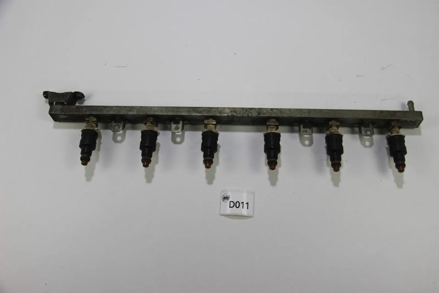 Original BMW E30 323i Einspritzleiste Fuelrail mit Injektoren 3er Benzin OEM