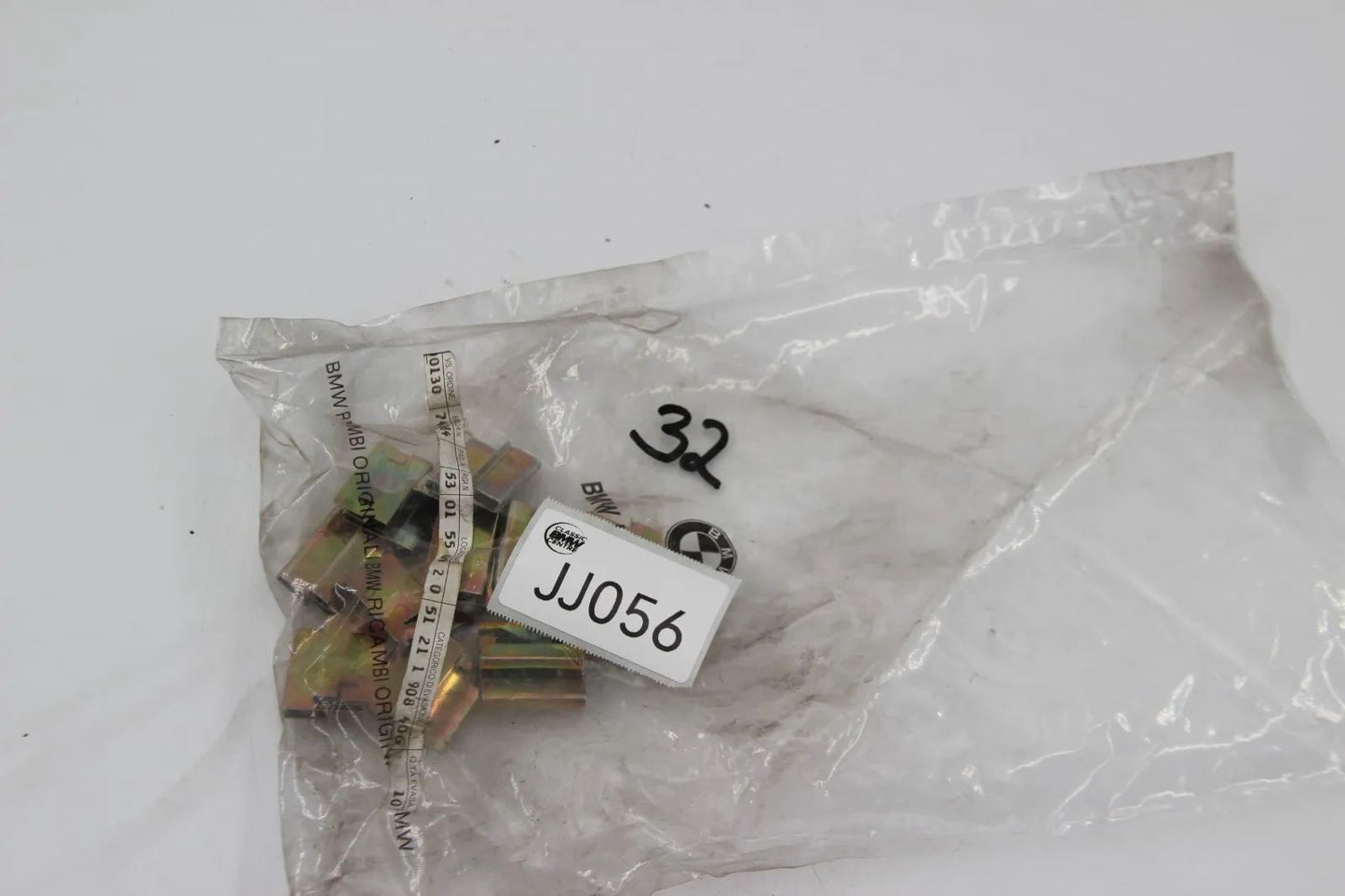 Orig BMW E34 M5 E32 750iLS Klammer Türdichtung vorne 10Stk 51211908406