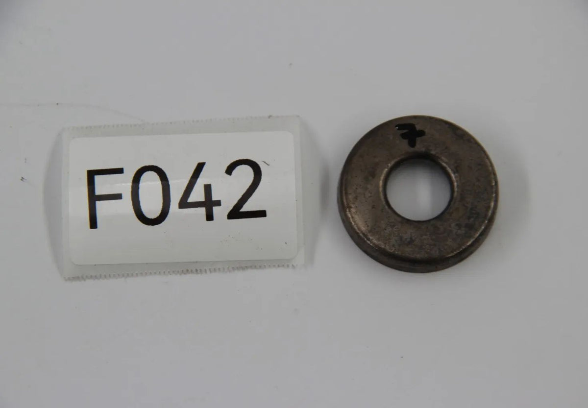 Original BMW E10 E12 E21 E23 E24 E28 E30 E90 Federteller NOS 11341280648