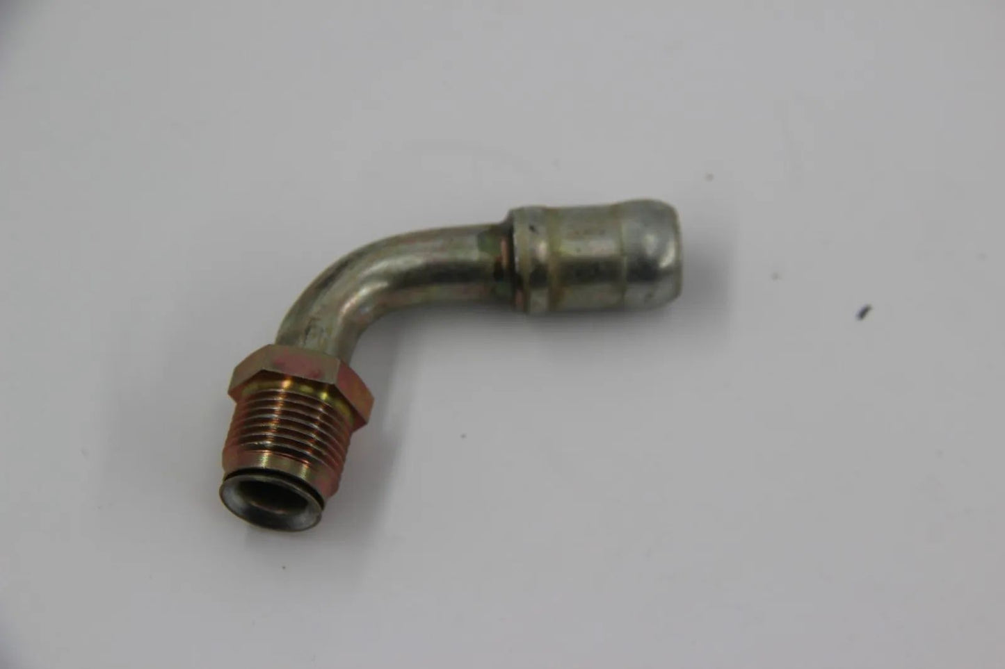 Original BMW E3 E21 E12 E24 E23 Anschlussstück Ölleitung NOS 32411117545