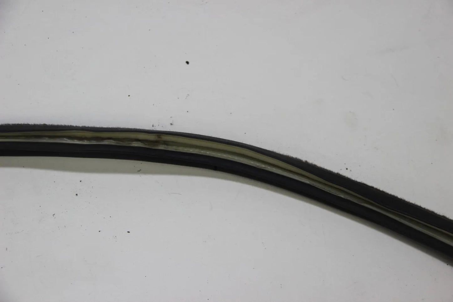 Original BMW E30 Cabrio 316i-325i M3 Türdichtung Rechts Kantenschutz OEM