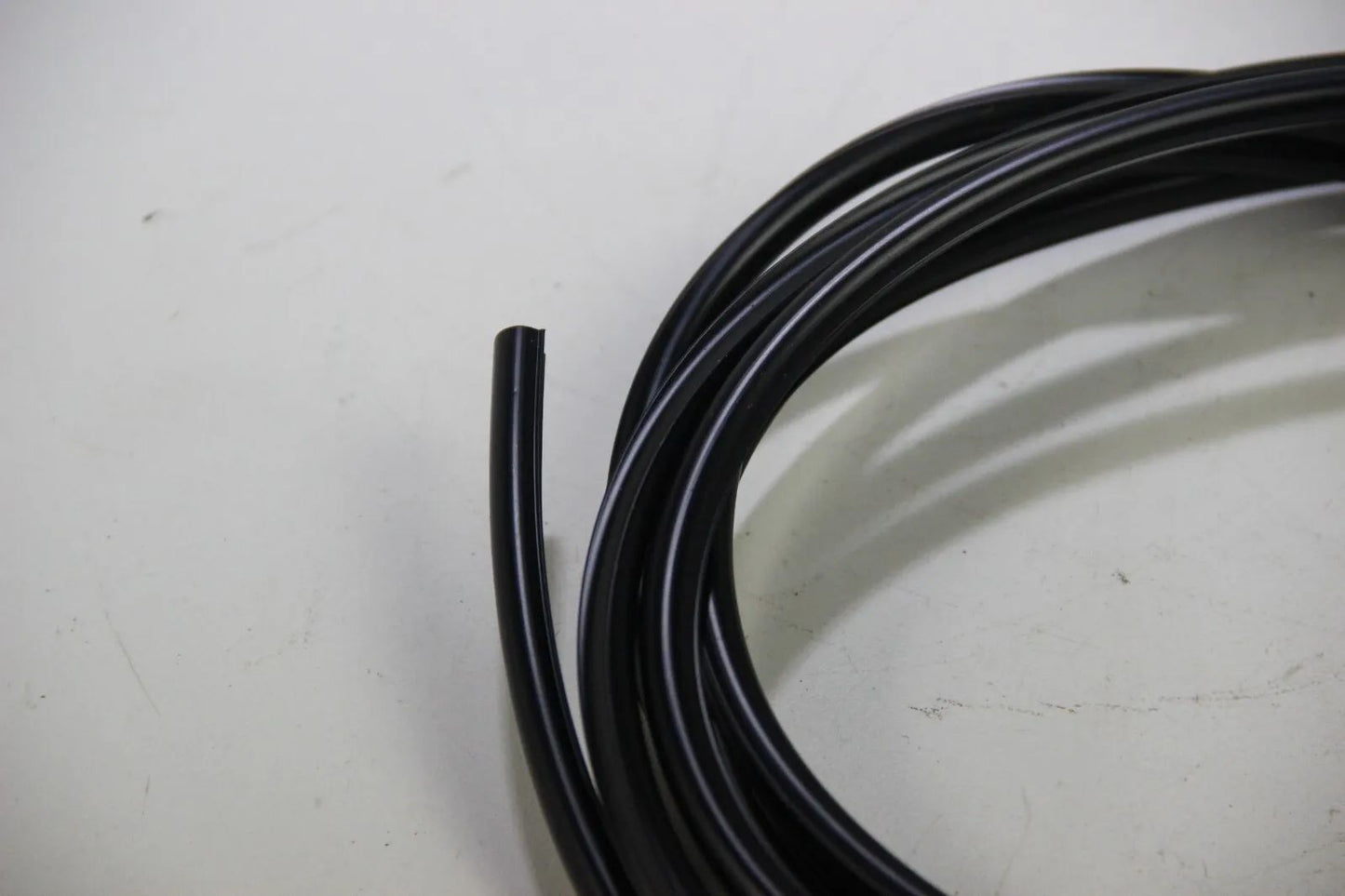 Original BMW E10 1502-2002 NEU Keder Front oder Heckscheibe Schwarz 51311834550