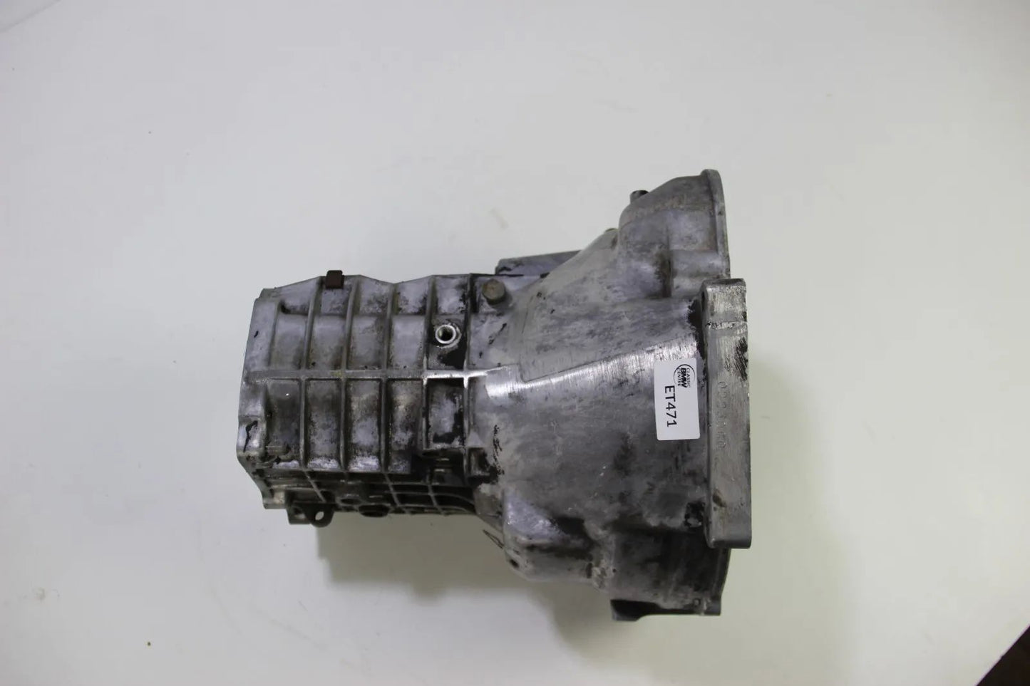 Original BMW E21 323i  Getriebe Glocke Gehäuse Getrag 245 242 5-Gang M60