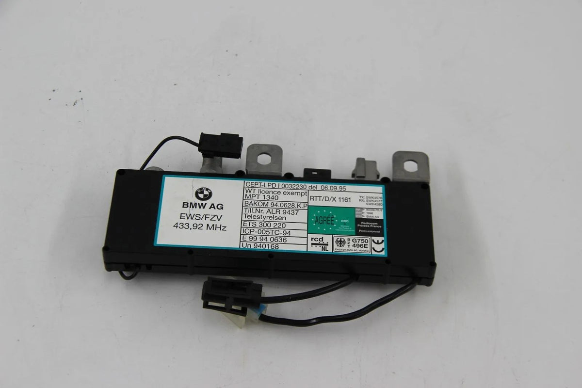 BMW E39 520i-540i 5er Verstärker Sperrkreis 433MHZ New Old Stock 65258364084 Neu
