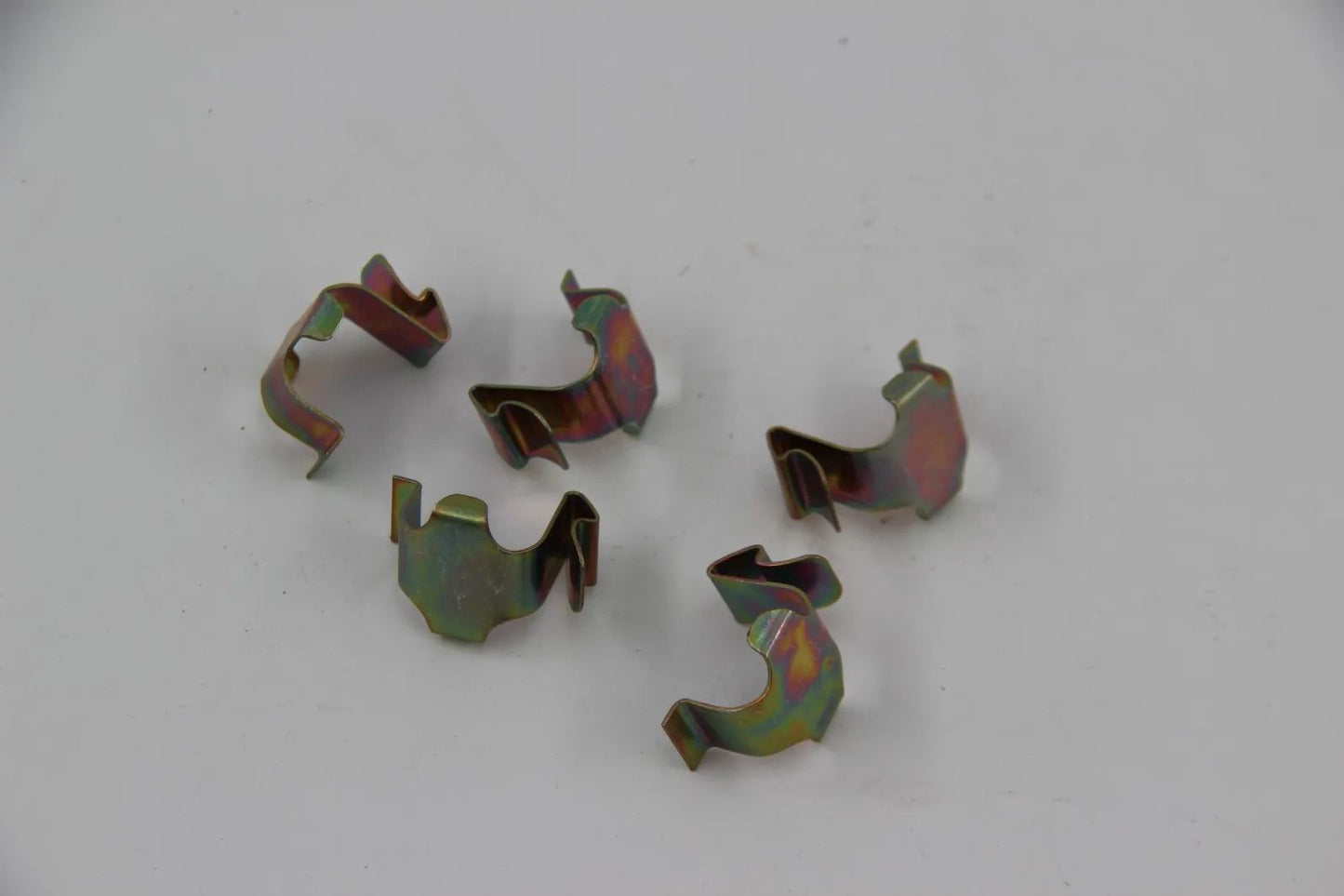 BMW E21 315-323i E12 518-535i E23 7er 5x Klammer Clips Frontklappe 51231833008