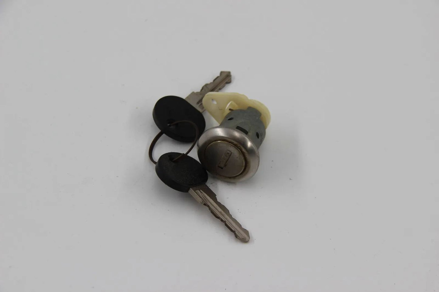 BMW E21 316-323i  Türschloss Vorne Rechts mit Schlüssel  51211848862 Neu