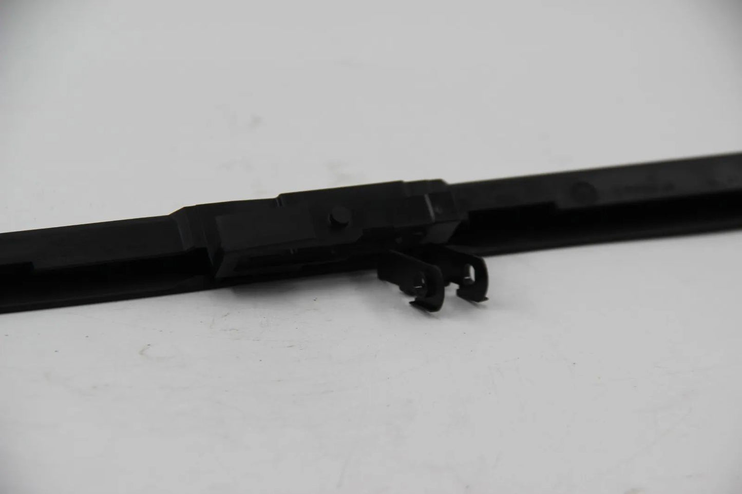 Original BMW E39 5er 520-540i M5 Spoiler Wischblatt links Wischer 61618162985