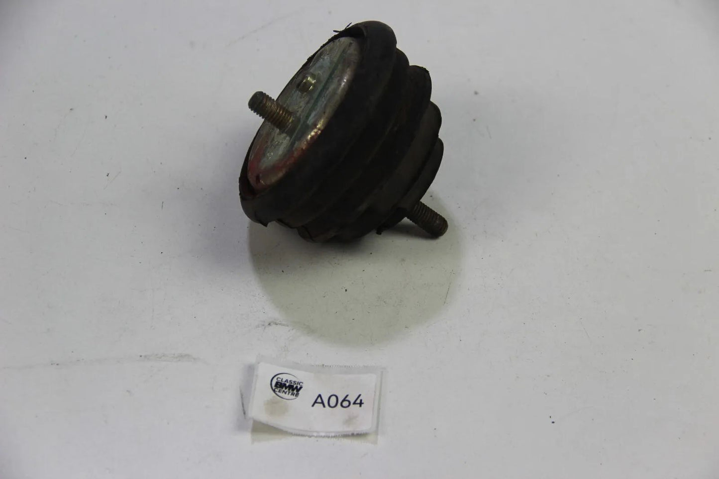 Original BMW E32 E34 730i 735i 530i 535i M5 Motorlager 1137149 Engine Bushing