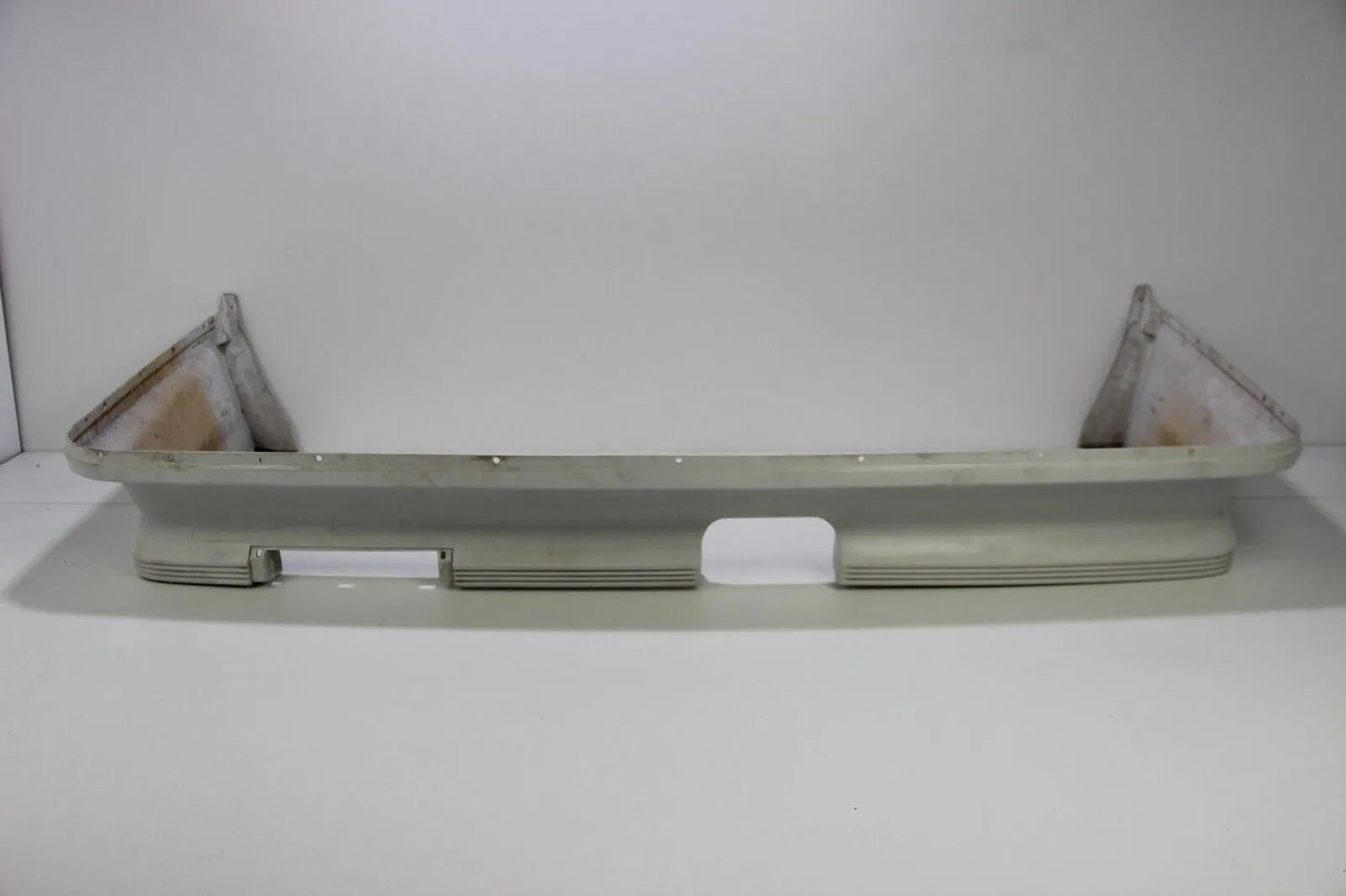 BMW E24 M635csi 635csi 2. Serie  Soßstange Hinten M-Technic 1935509 KBA 36825