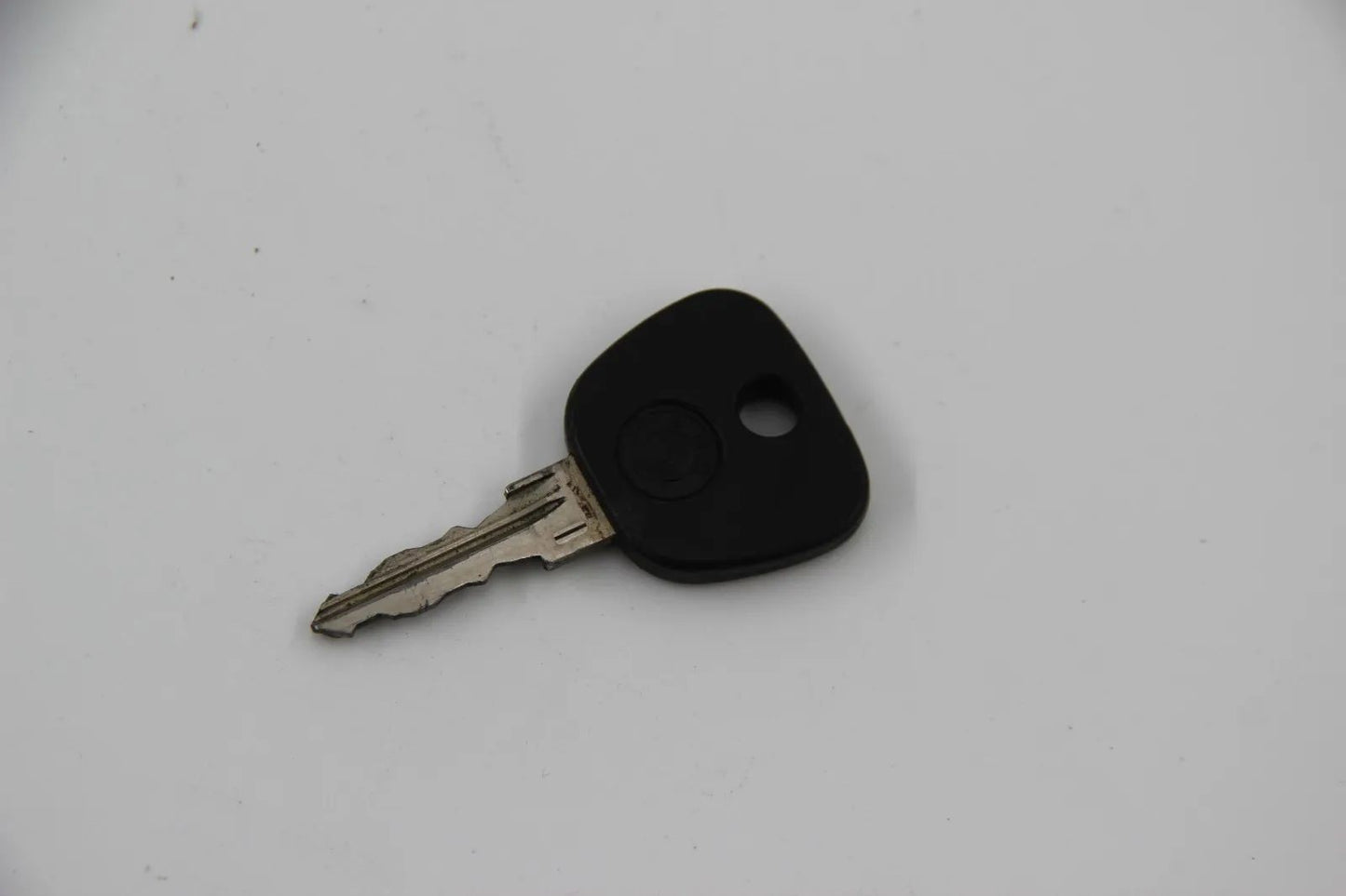 Original BMW E23 7er  Heckklappenschloss + Schlüssel  512418706071