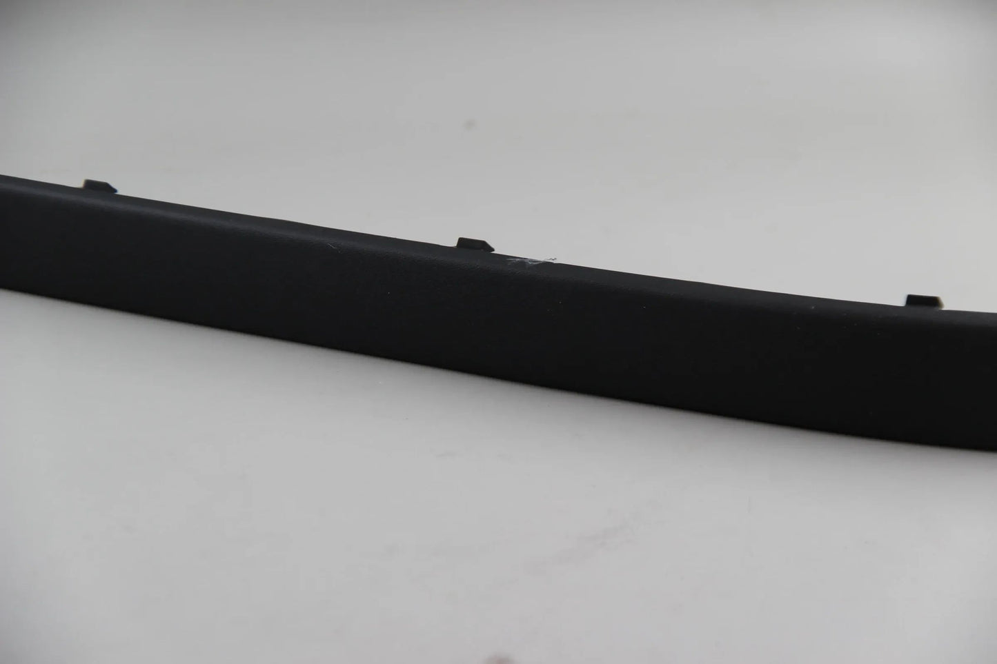 Original BMW E39 520i-540i Limousine Stossleiste hinten links 51128159377