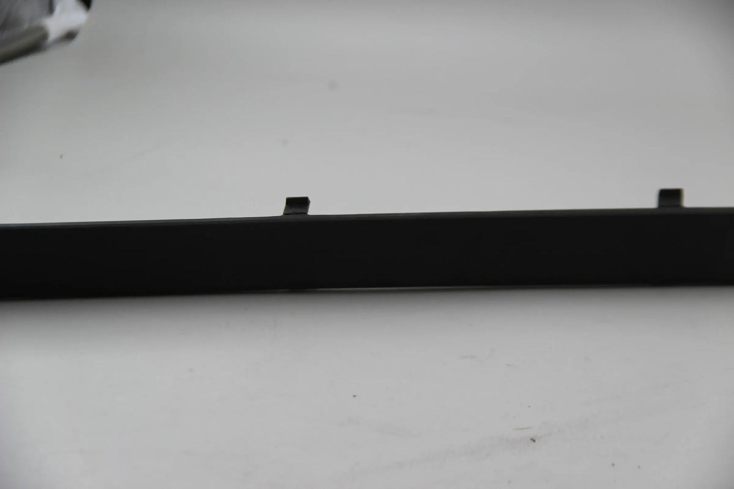Original BMW E39 520d 520i 523i 525d 528i Stossleiste hinten links 51128184507