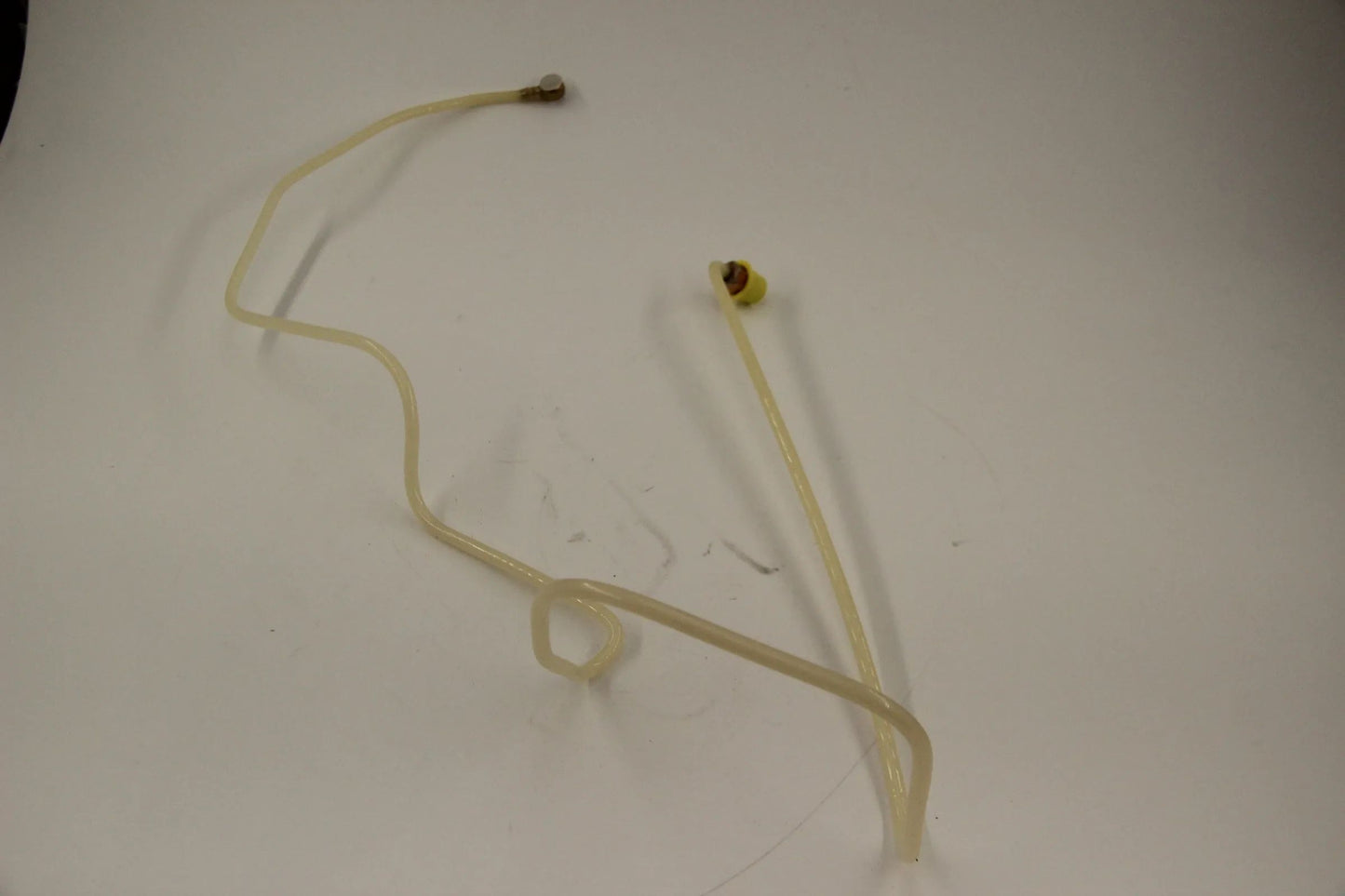 Original BMW E21 323i M20  Einspritzleitung 2.Zylinder Benzinleitung 13531266606